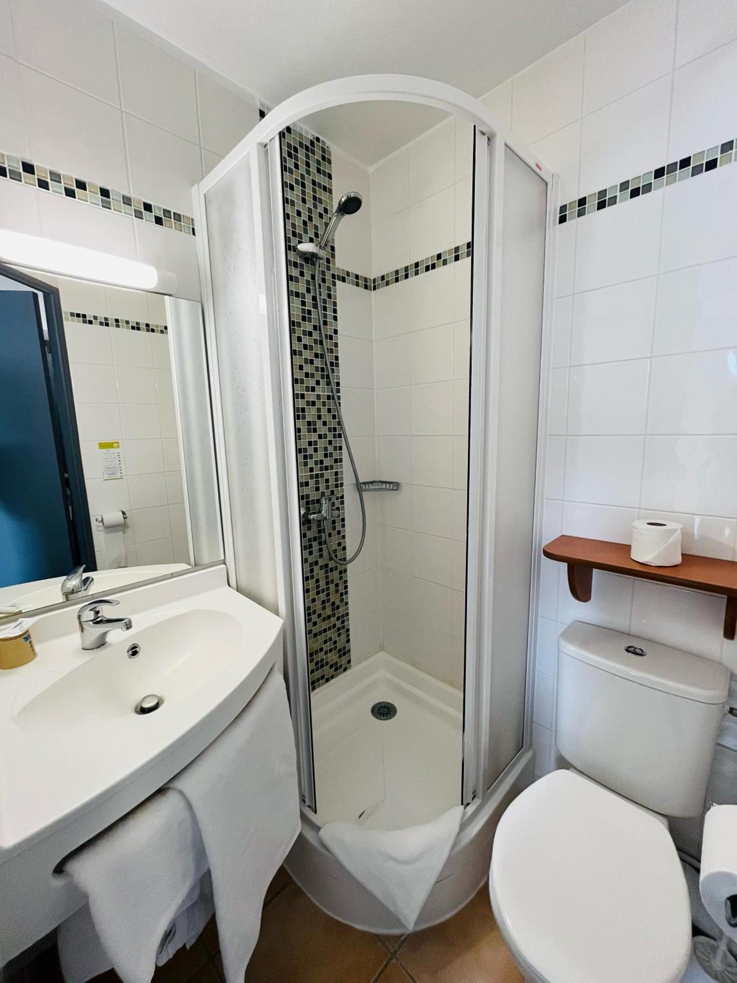 The Originals City, Hotel Novella Confort, Nantes Est Carquefou Eksteriør bilde